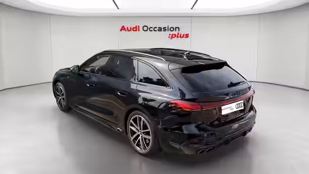 AUDI A5 AVANT 3 / 17