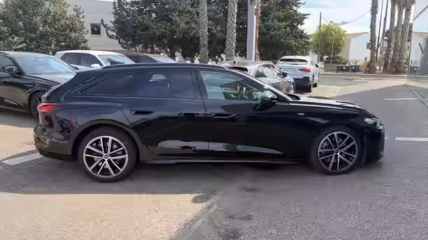 AUDI A5 AVANT 6 / 17