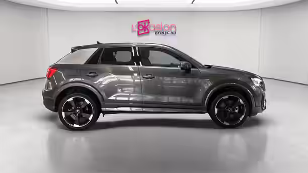 AUDI Q2 6 / 37