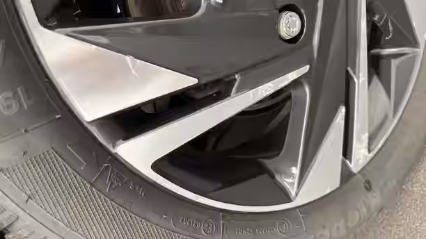 HYUNDAI i20 26 / 27