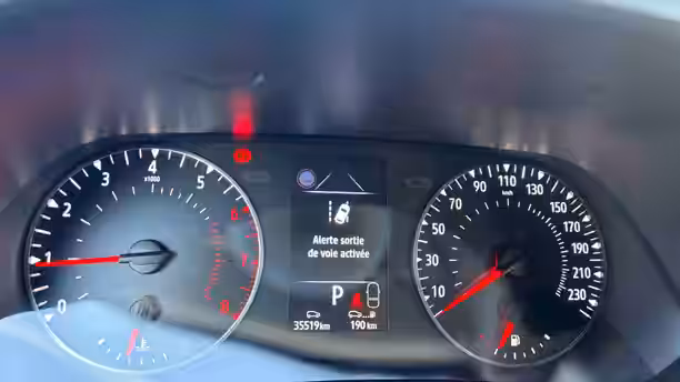 RENAULT CAPTUR 24 / 31