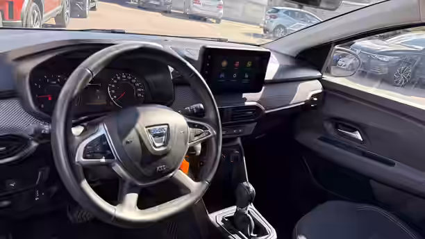 DACIA SANDERO 9 / 22