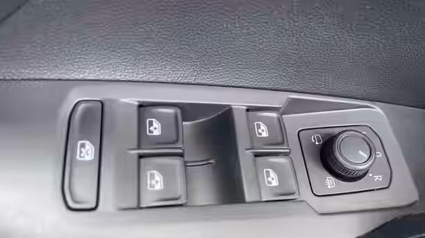 VOLKSWAGEN T-CROSS 25 / 31