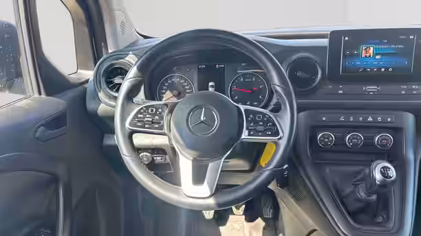 MERCEDES CITAN FOURGON 10 / 18