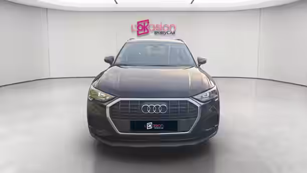 AUDI Q3 8 / 20