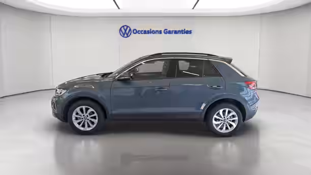 VOLKSWAGEN T-ROC 2 / 17