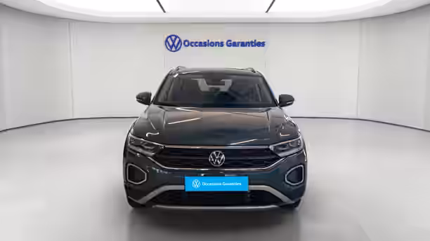 VOLKSWAGEN T-ROC 8 / 17