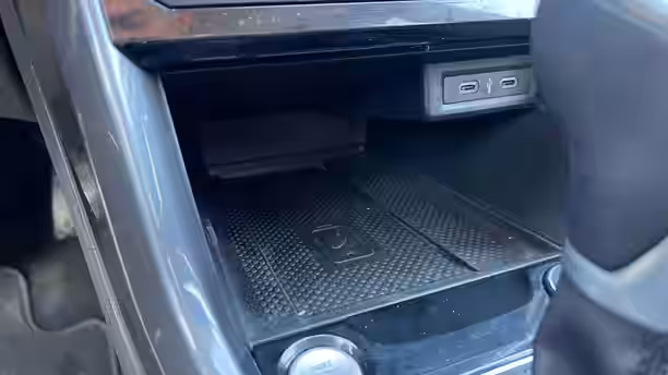 VOLKSWAGEN T-CROSS 31 / 32