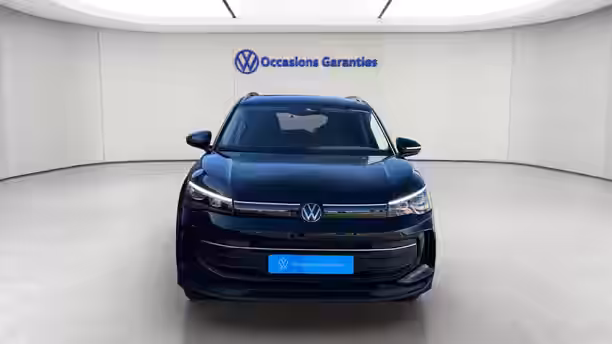 VOLKSWAGEN TIGUAN 8 / 24