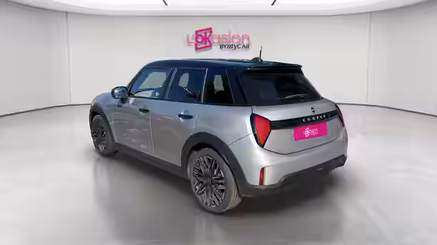 MINI COOPER F65 3 / 19