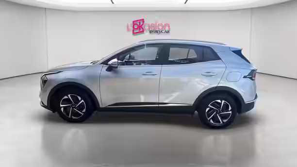 KIA SPORTAGE 2 / 24