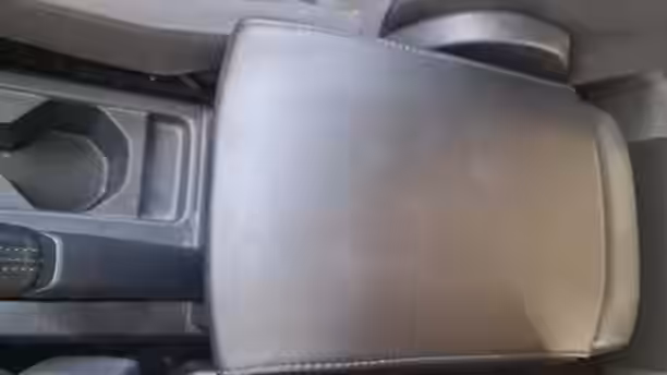 VOLKSWAGEN T-CROSS 37 / 52