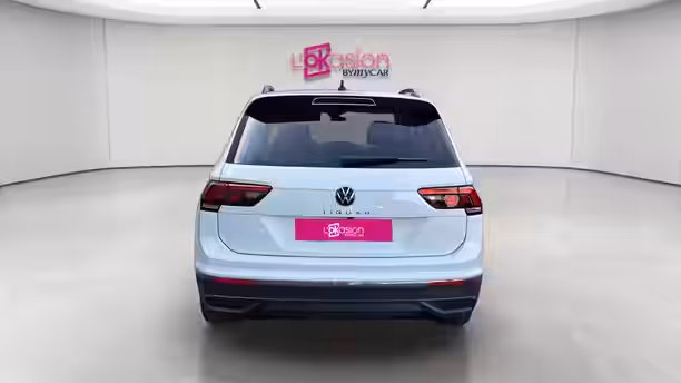 VOLKSWAGEN TIGUAN 4 / 23