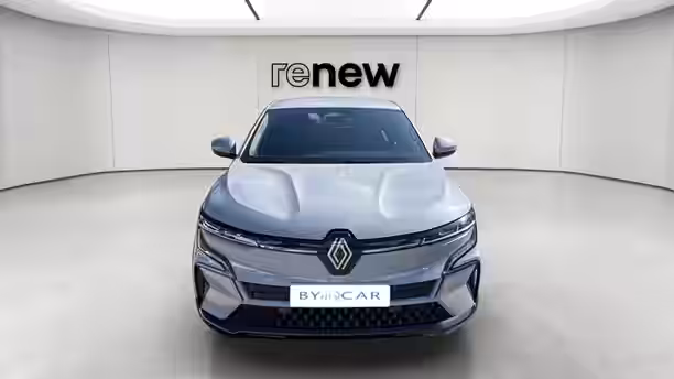 RENAULT MEGANE E-TECH 8 / 24