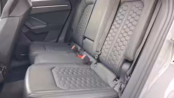 AUDI RS Q3 12 / 60