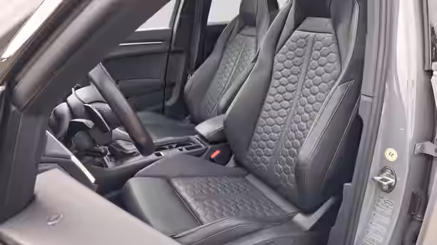 AUDI RS Q3 11 / 60
