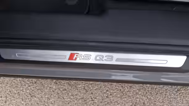 AUDI RS Q3 24 / 60