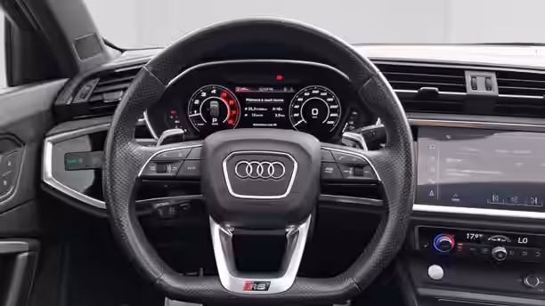 AUDI RS Q3 10 / 60