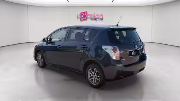 TOYOTA VERSO LCA 2017 3 / 44