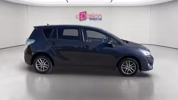 TOYOTA VERSO LCA 2017 6 / 44