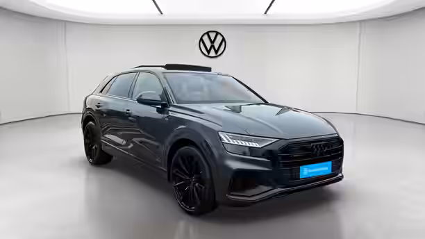 AUDI Q8 7 / 30