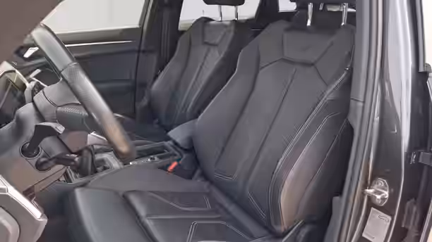 AUDI Q3 11 / 66