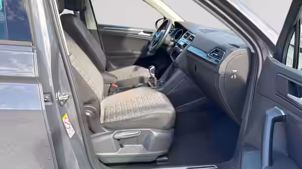 VOLKSWAGEN TIGUAN BUSINESS 23 / 31