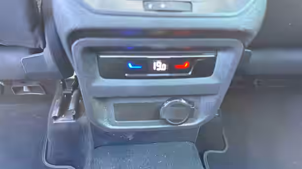 VOLKSWAGEN TIGUAN BUSINESS 25 / 31