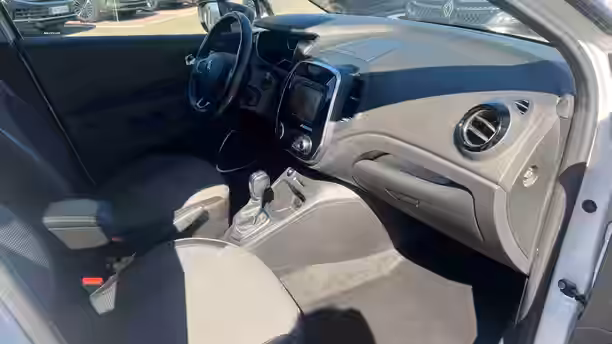 RENAULT CAPTUR 21 / 22