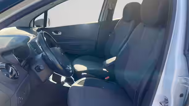RENAULT CAPTUR 11 / 22