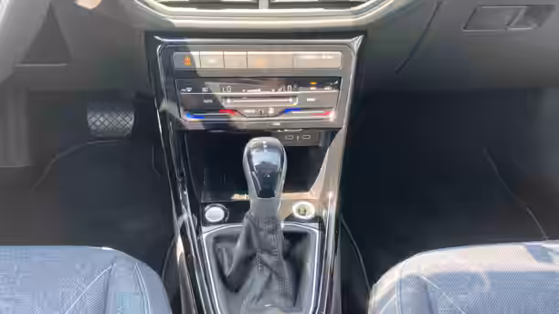 VOLKSWAGEN T-CROSS 11 / 22