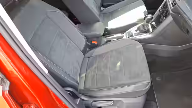 VOLKSWAGEN T-ROC 21 / 27