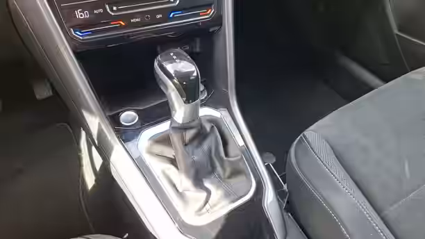 VOLKSWAGEN T-ROC 23 / 27