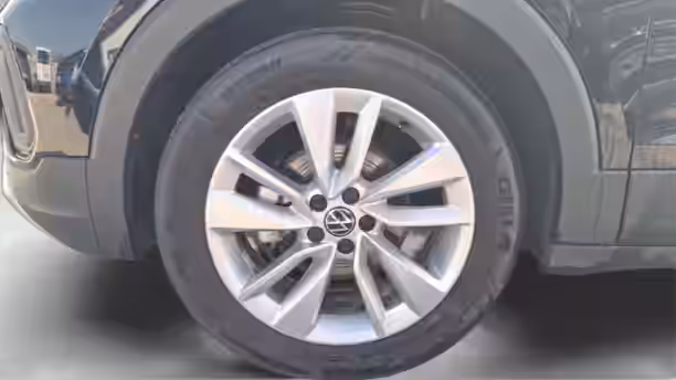 VOLKSWAGEN T-CROSS 14 / 16
