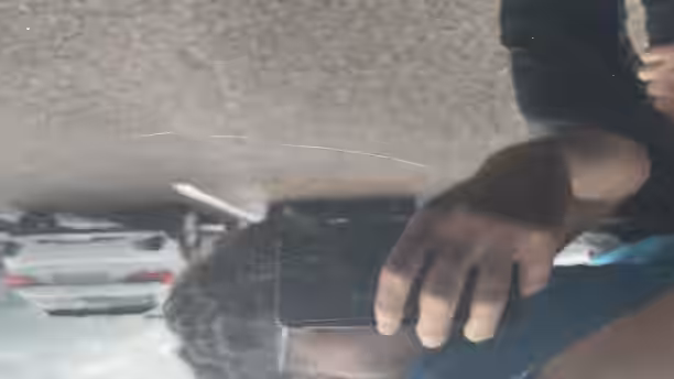 VOLKSWAGEN TOUAREG 31 / 35