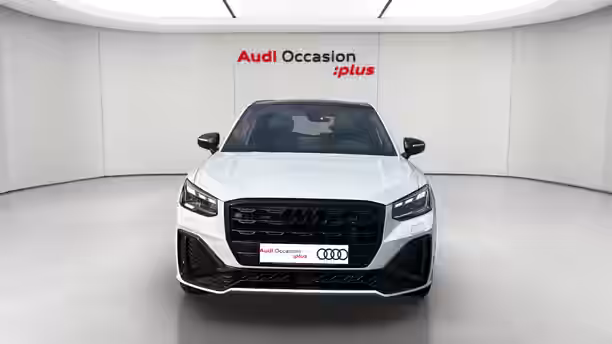 AUDI Q2 8 / 23