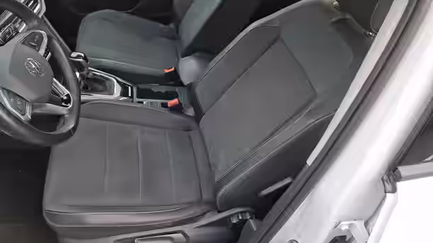 VOLKSWAGEN T-ROC 19 / 27