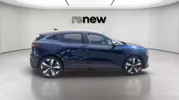 RENAULT MEGANE E-TECH 6 / 26