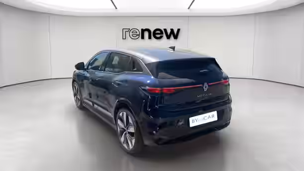 RENAULT MEGANE E-TECH 3 / 26