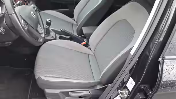 SEAT IBIZA 18 / 23