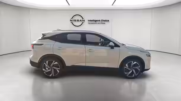 NISSAN QASHQAI 6 / 22