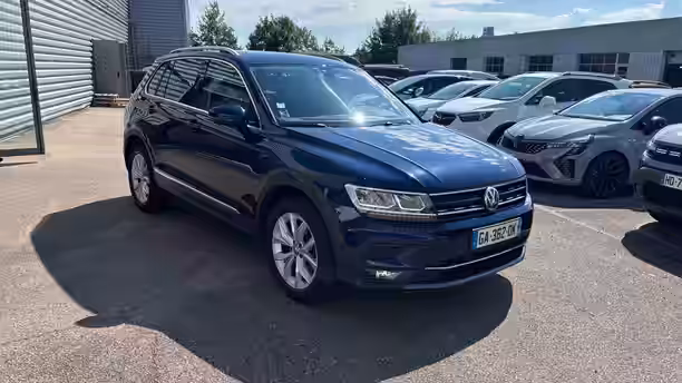 VOLKSWAGEN TIGUAN 7 / 27