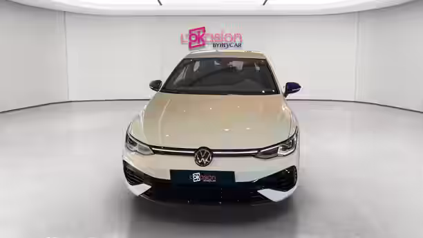 VOLKSWAGEN GOLF 8 / 32