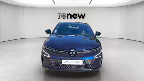 RENAULT MEGANE E-TECH 8 / 27