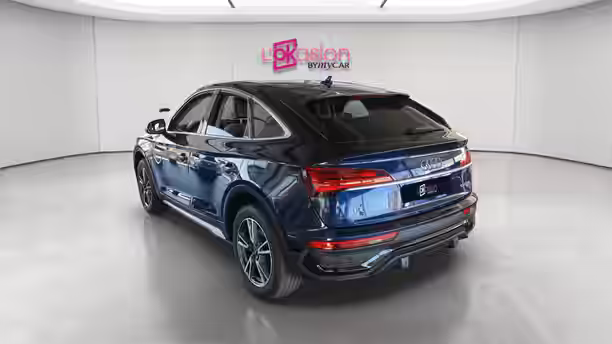 AUDI Q5 SPORTBACK 3 / 31