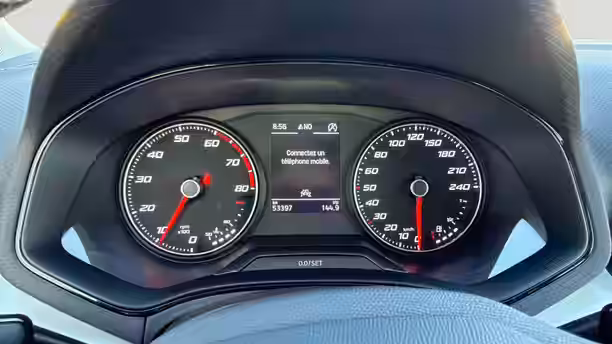 SEAT ARONA 18 / 20
