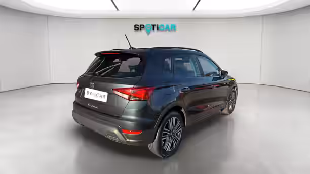SEAT ARONA 5 / 20
