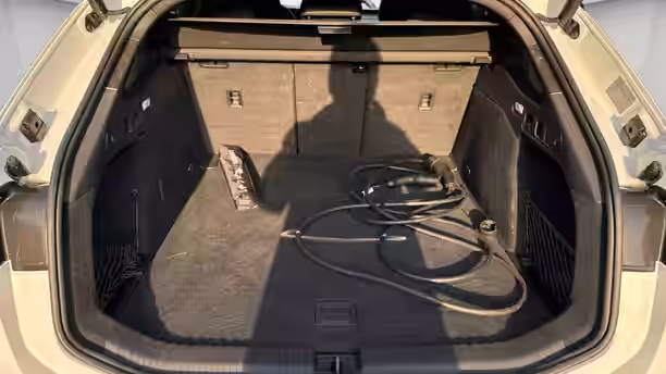AUDI A6 E-TRON AVANT 14 / 29