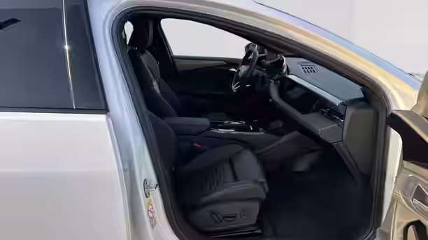 AUDI A6 E-TRON AVANT 22 / 29