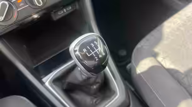 VOLKSWAGEN T-CROSS 21 / 23